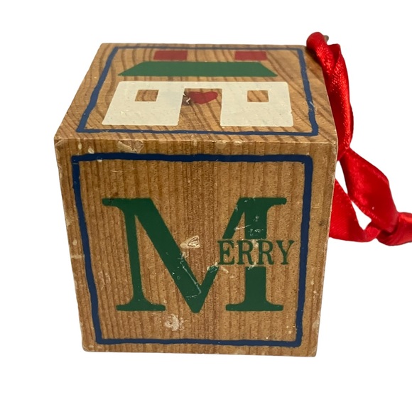 Hallmark 1987 Merry Christmas Wooden Block Christmas Ornament - Picture 3 of 5